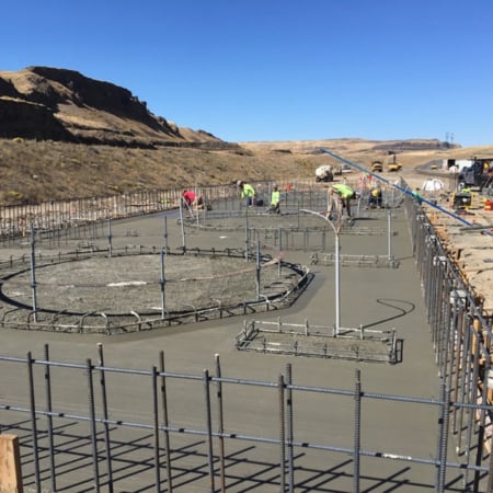 Steel rebar supports for concrete slab